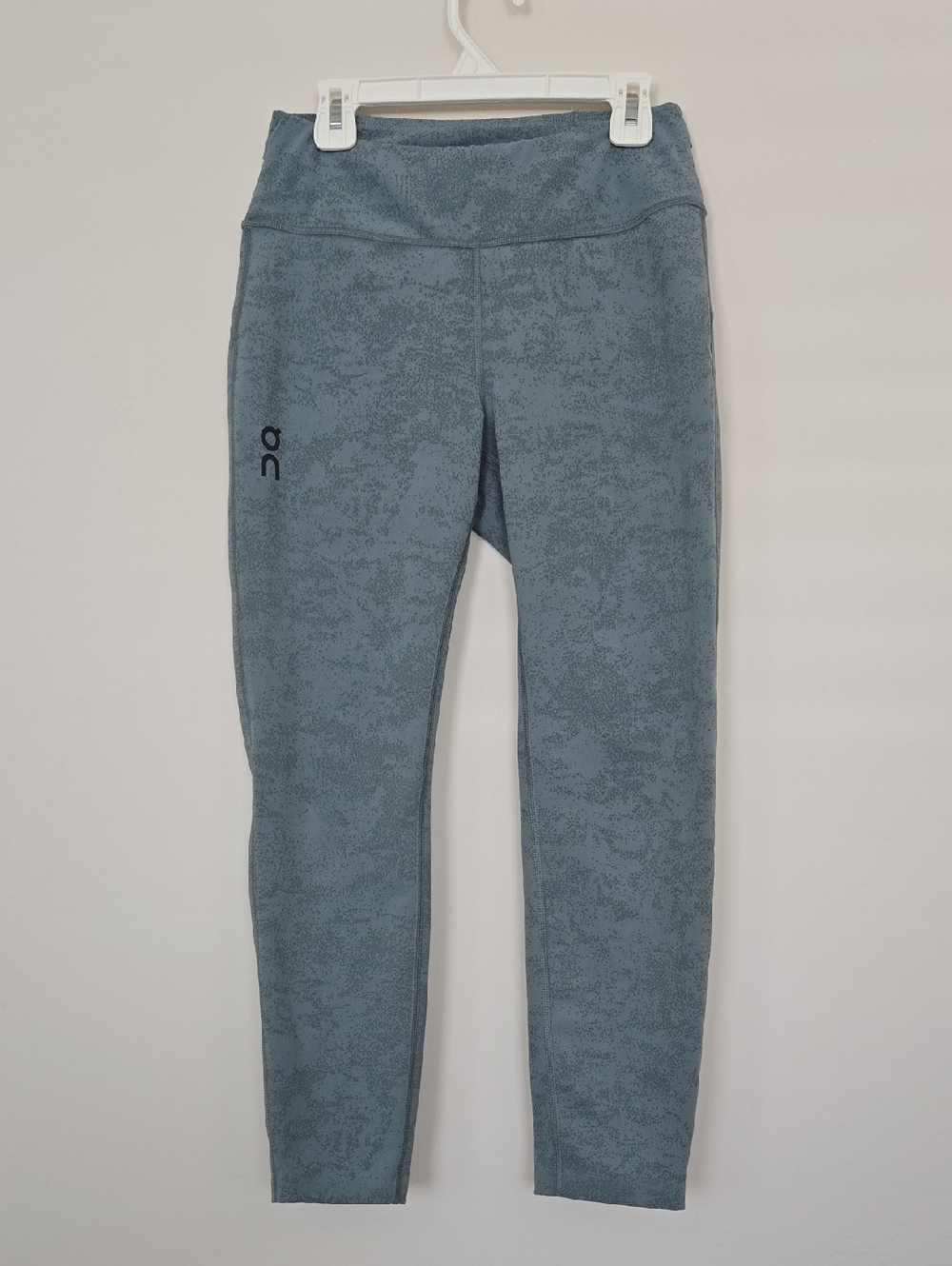 On Running Slate Green Women's Performance 7/8 Leggings Size S